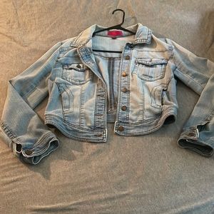 Cropped denim jacket